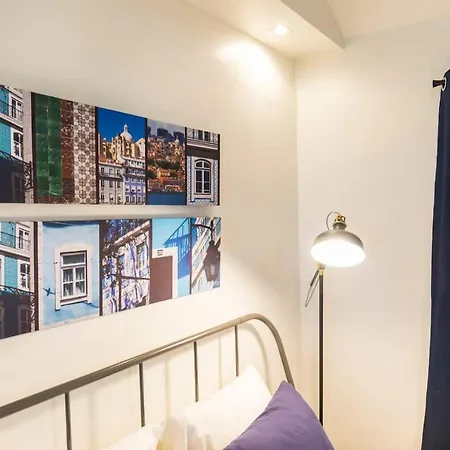 Alfama Lovely Apartment With River View.
